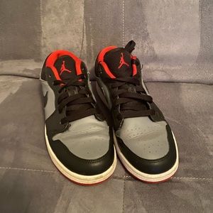 Jordan nike low